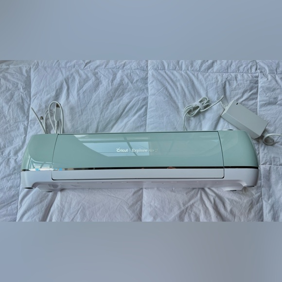 Cricut Other - Cricut Explore Air 2